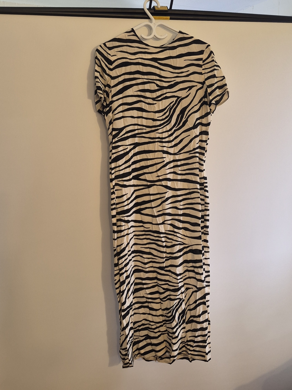 Zara Black and White Zebra-Print Short-Sleeve Midi Dress